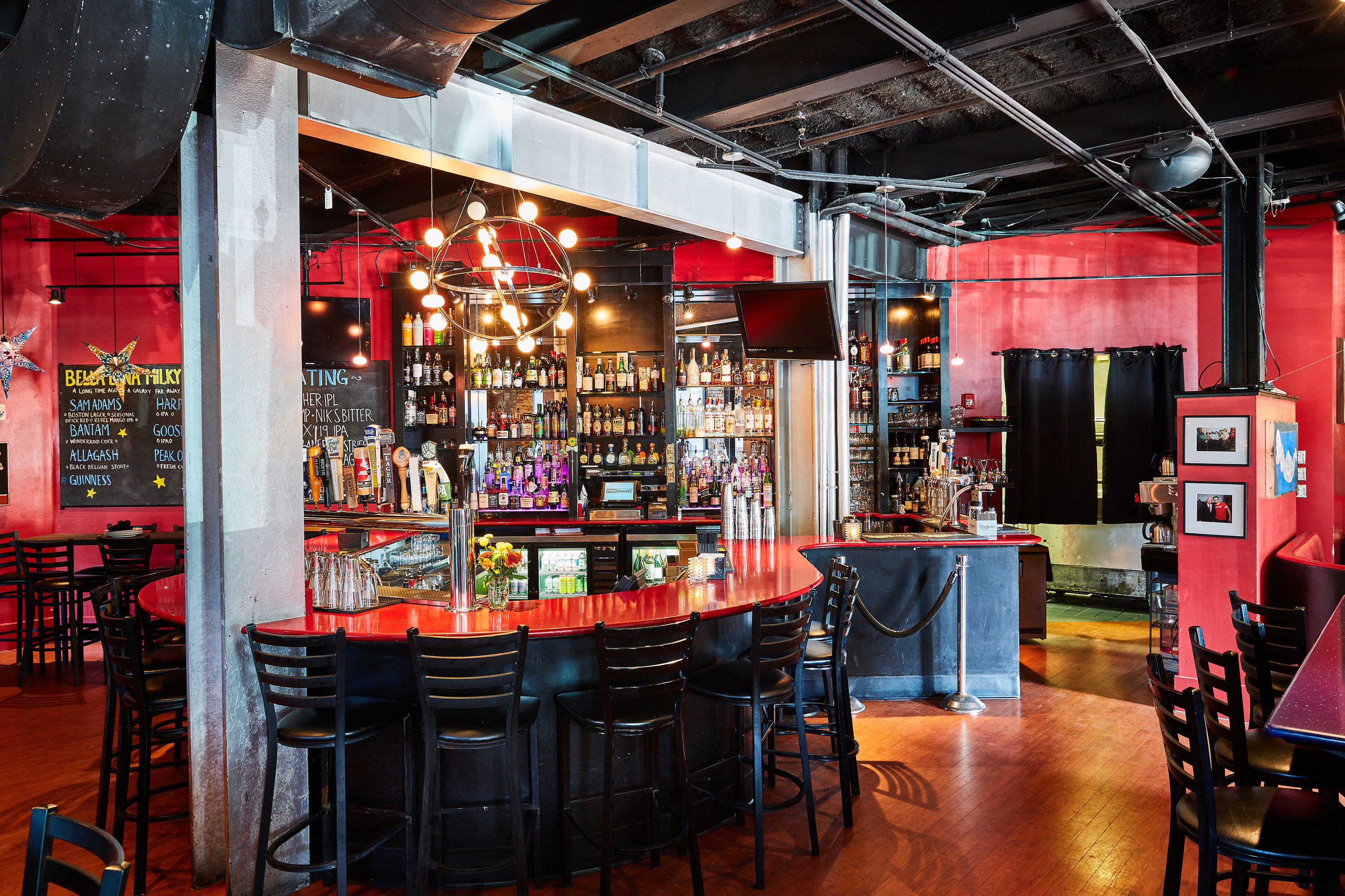 Bella Luna Restaurant & The Milky Way Lounge Restaurants