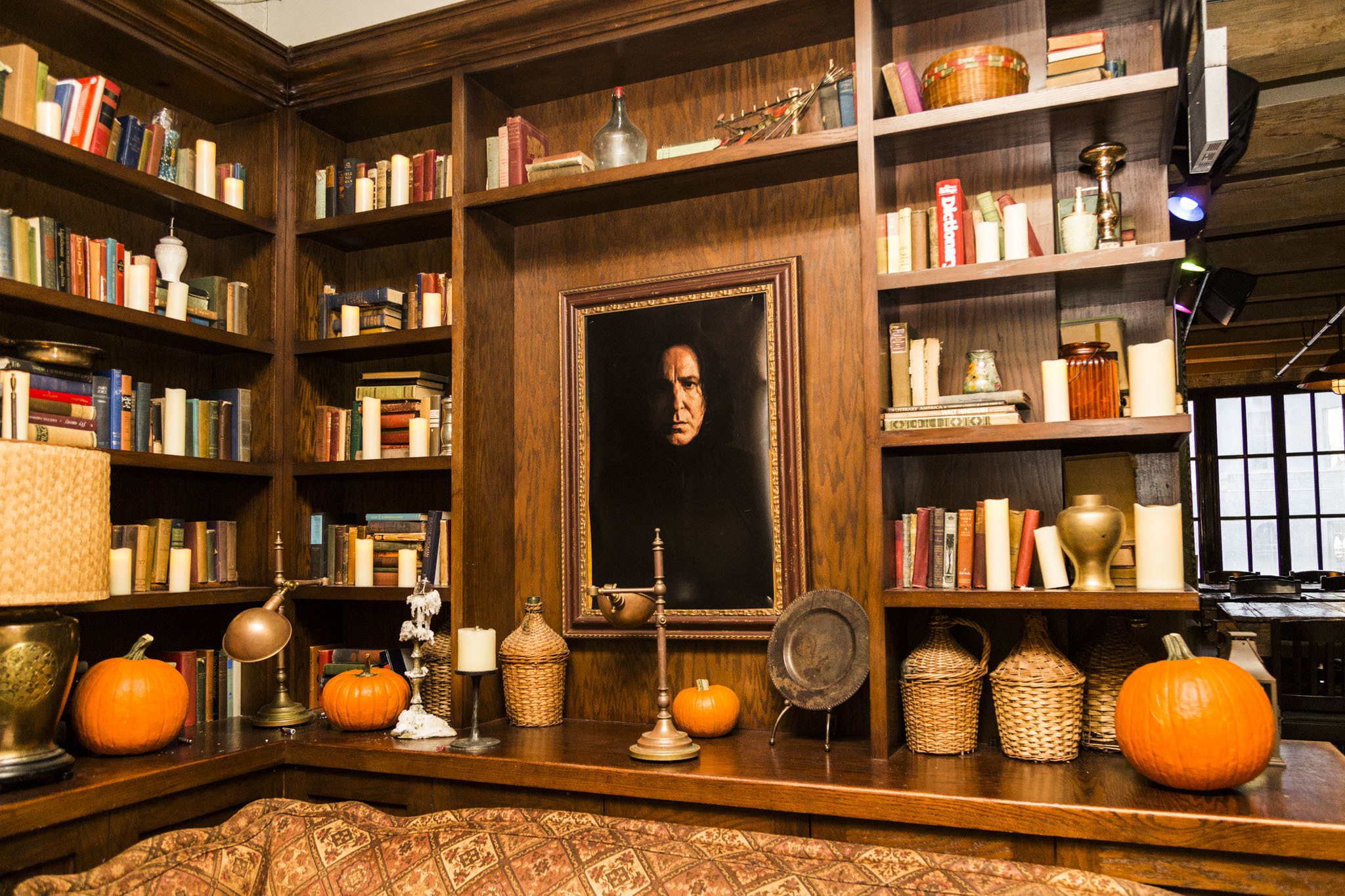 Go inside Hubbard Inn’s awesomely accurate Harry Potter popup bar