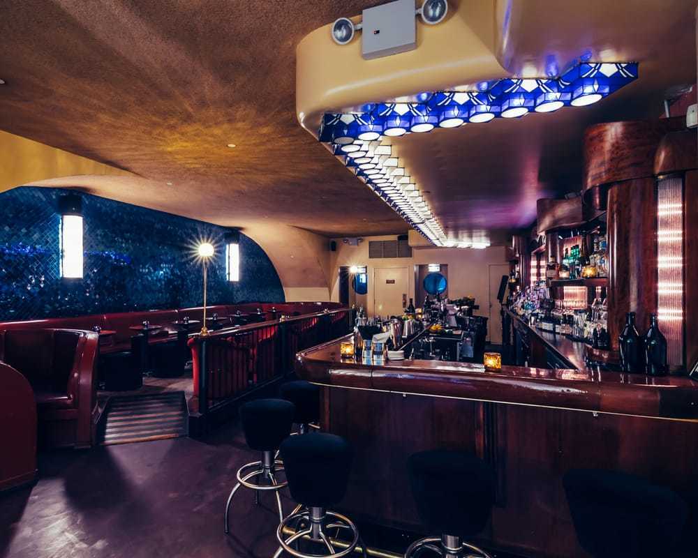 11 Best Bars in Chelsea to Visit Now