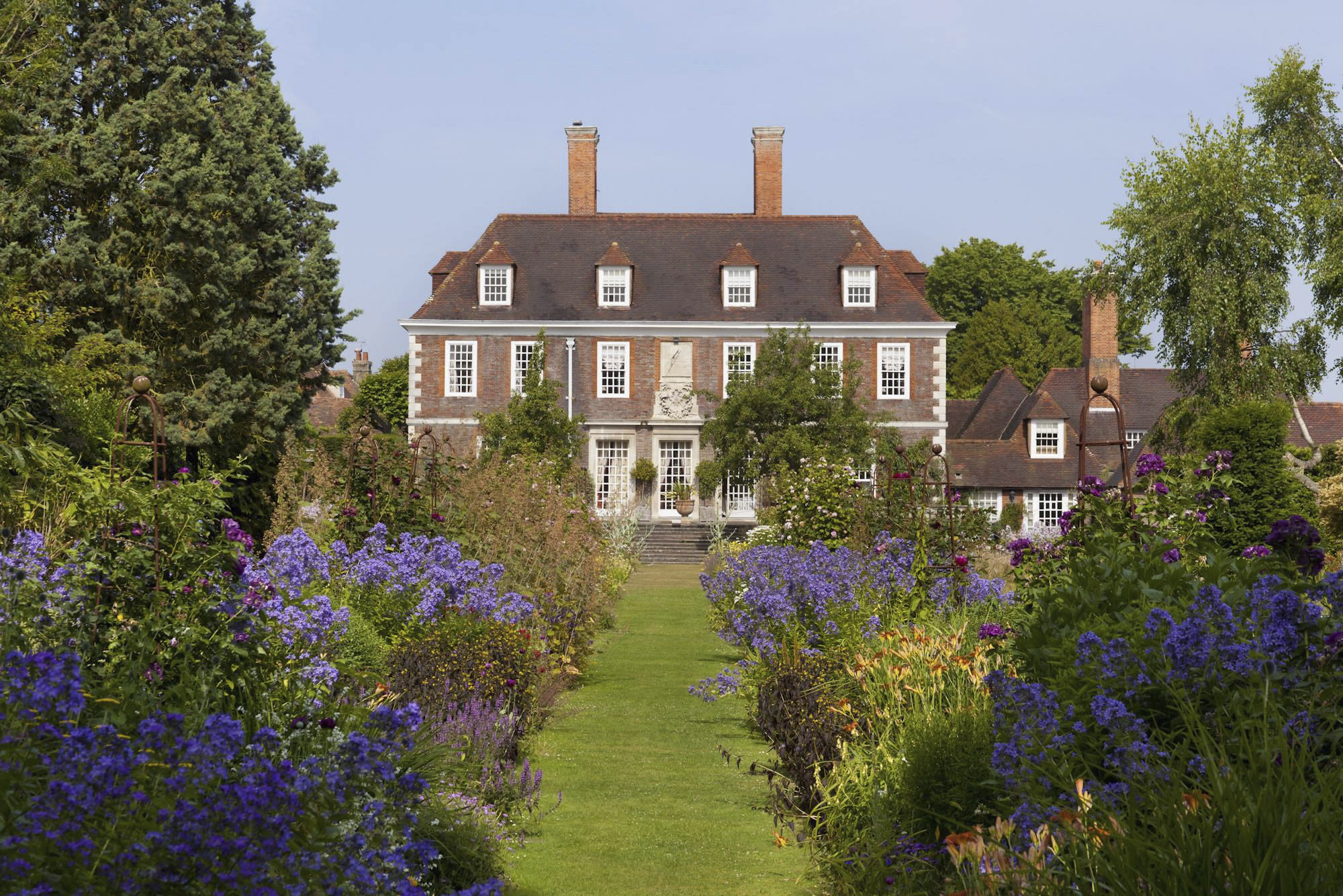 Best Things To Do in Sandwich, Kent From Roman Ruins To Beach Walks