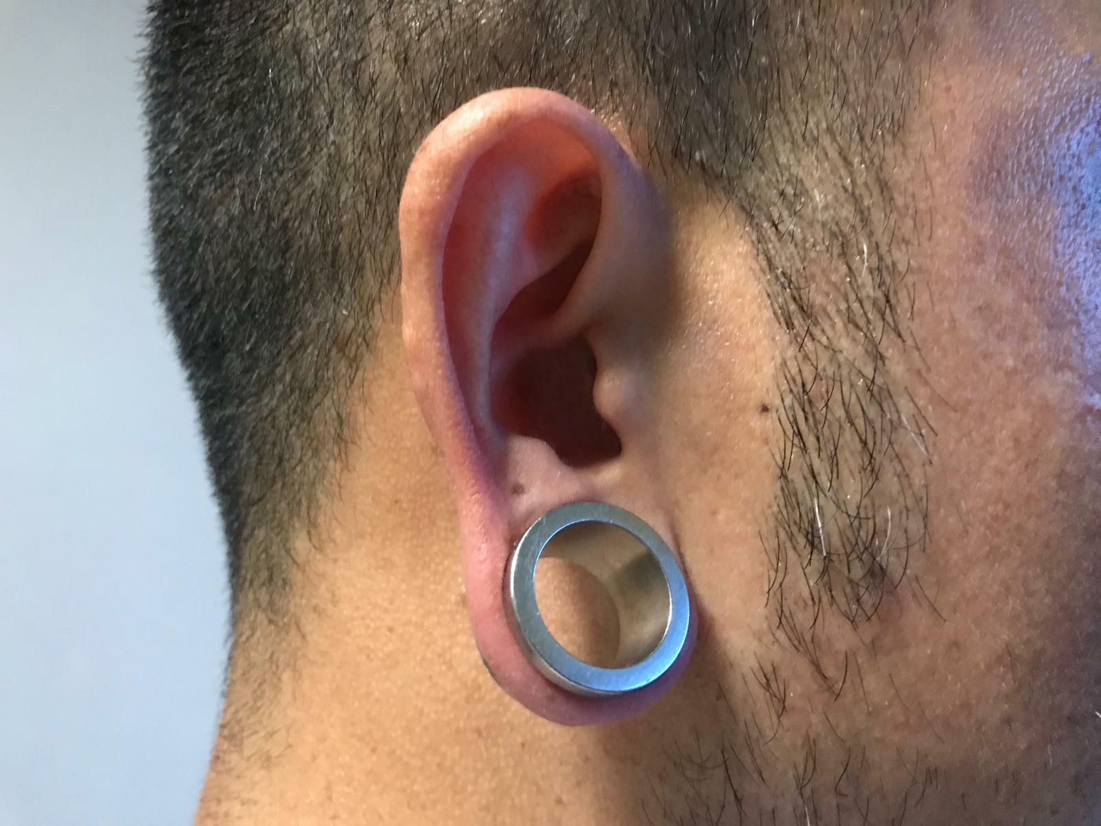 Ears Pierced At Tattoo Shop / How To Pick Earrings When You Get Your