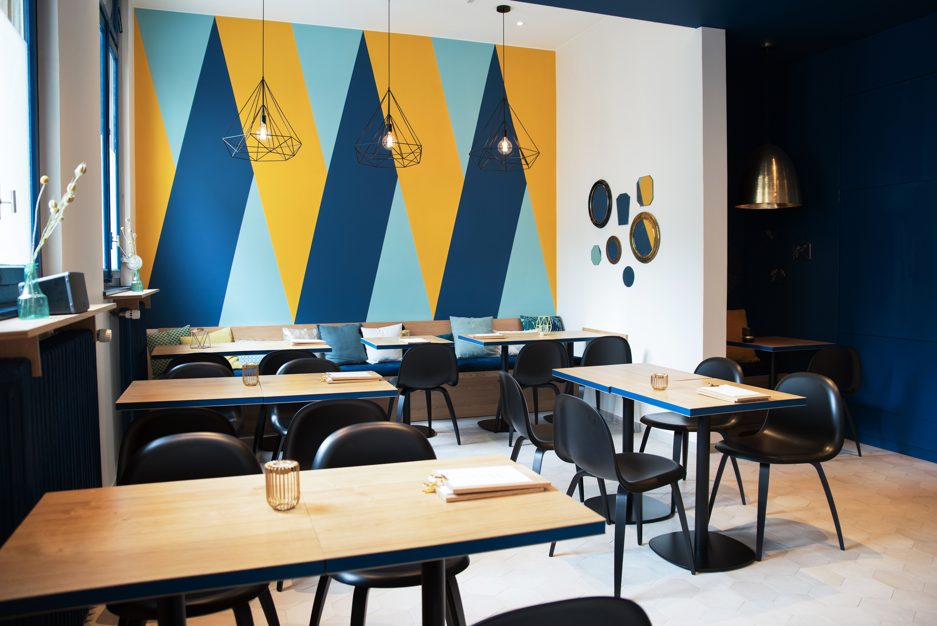 IndaBar Restaurants in Geneva, Switzerland