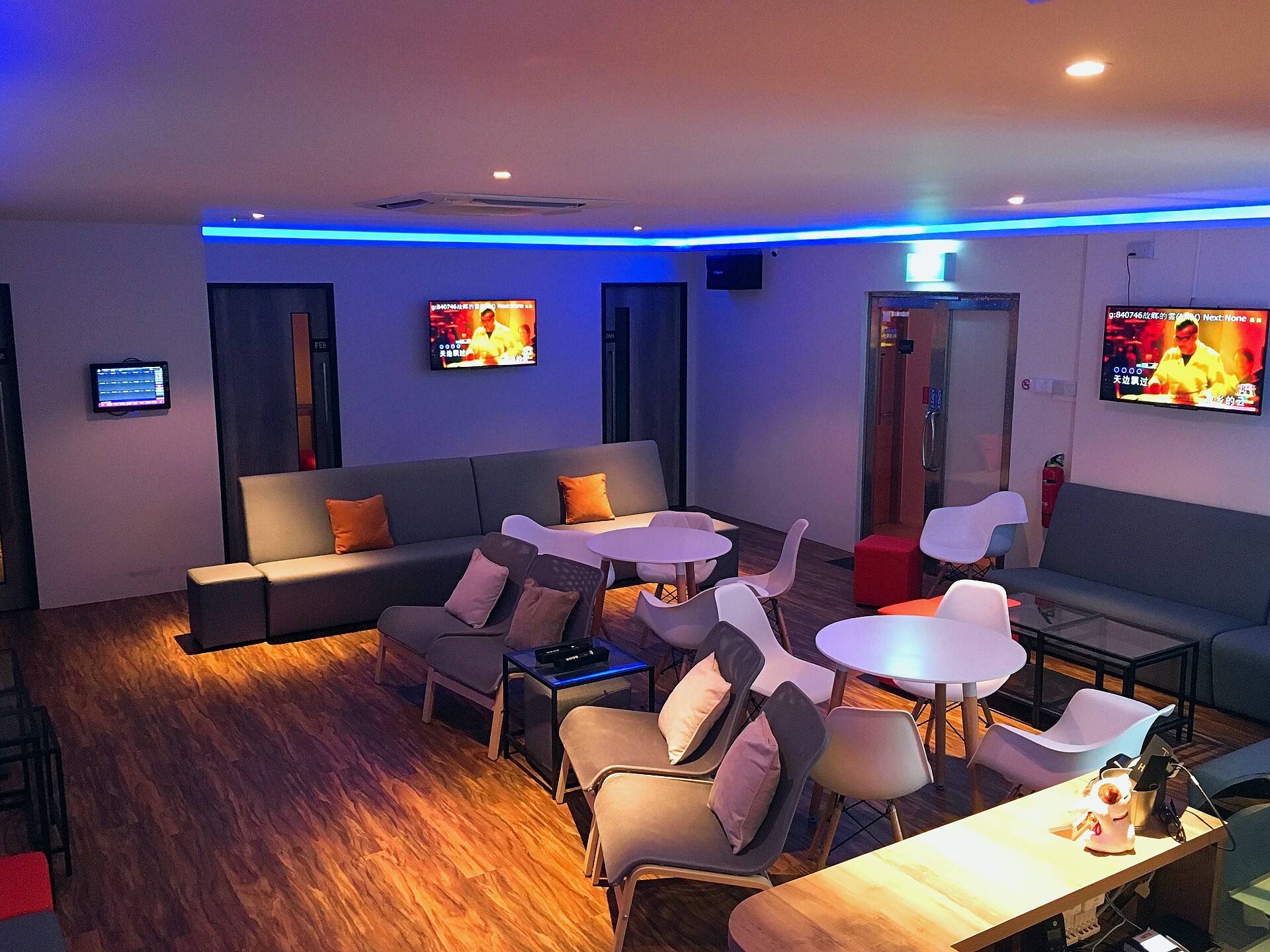 Singapore ktv Telegraph