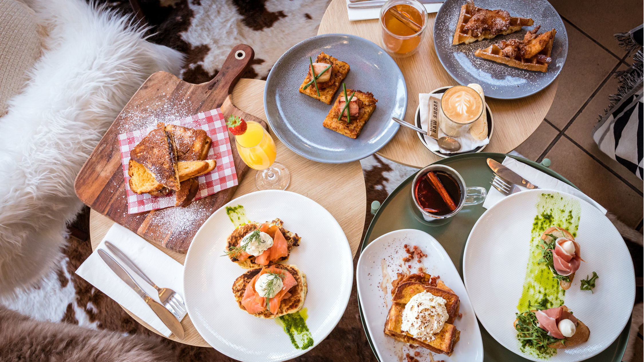 Get cosy at the Kenmore's aprésskithemed bottomless brunch