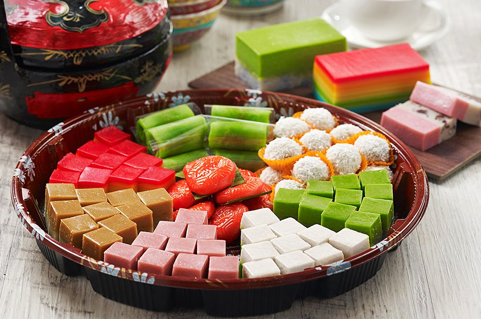 14 Places To Eat Local Desserts in Singapore