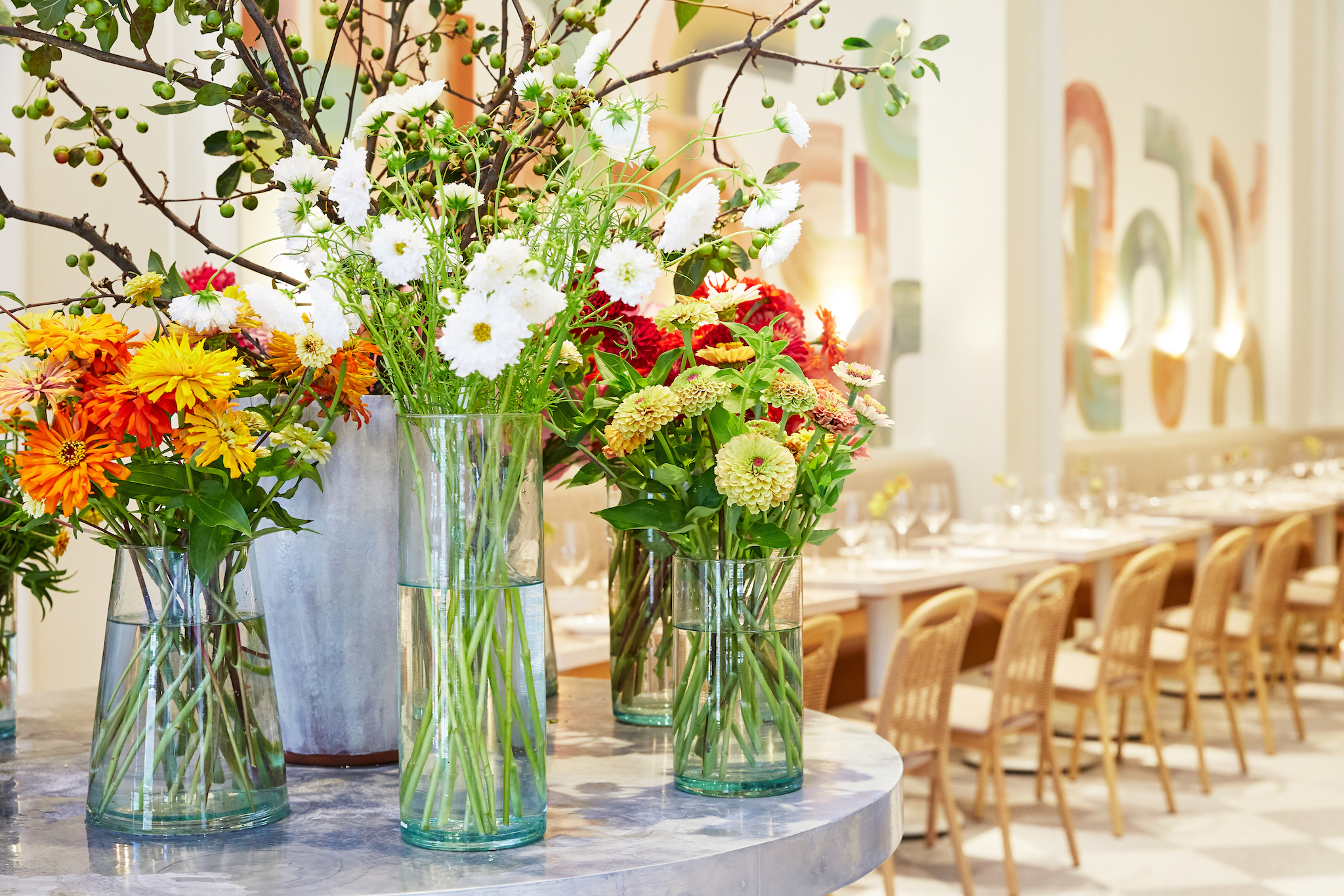 Where to find flowers at NYC restaurants, bars and coffee shops