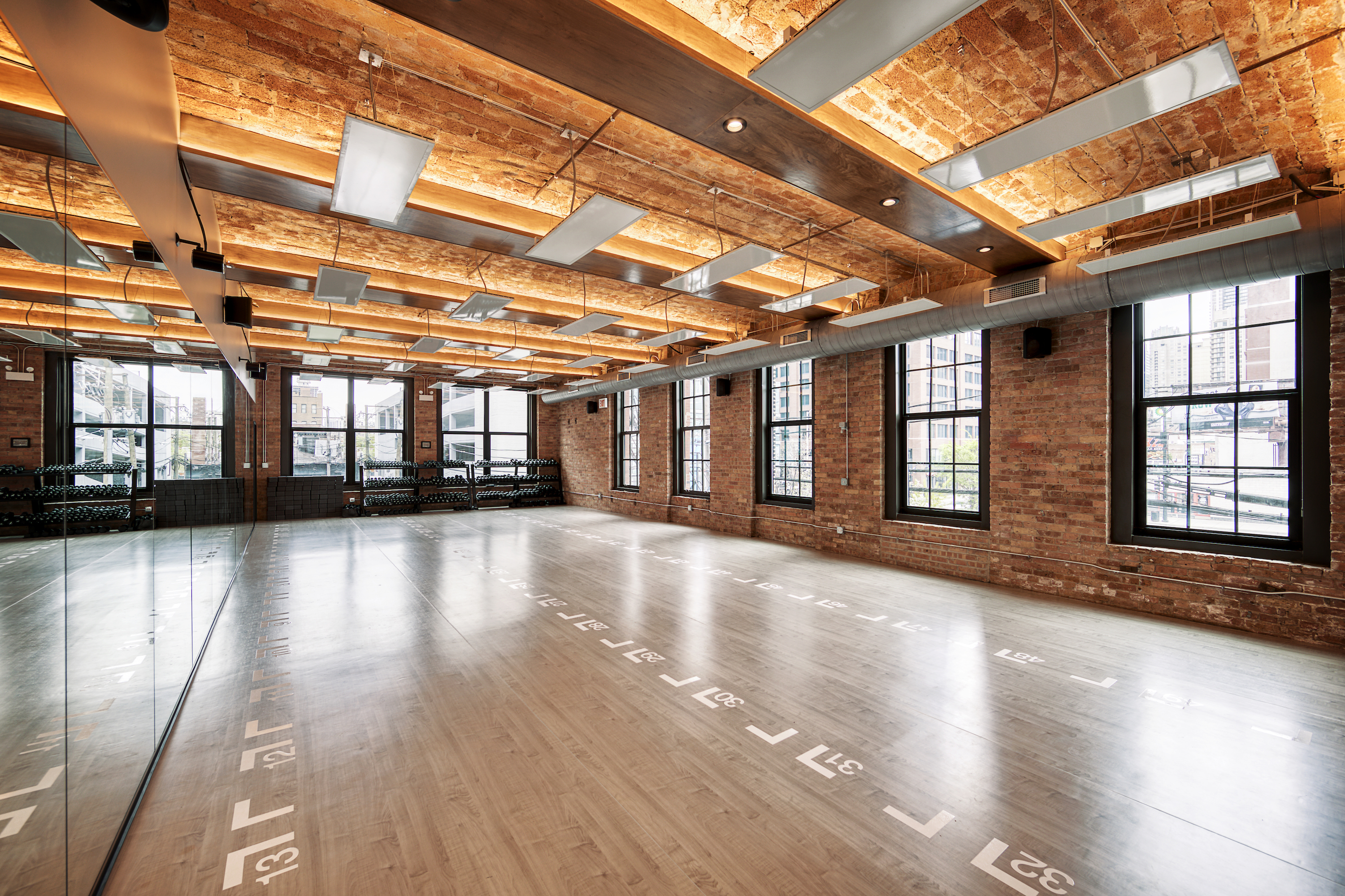 12 Amazing Yoga Studios in Chicago