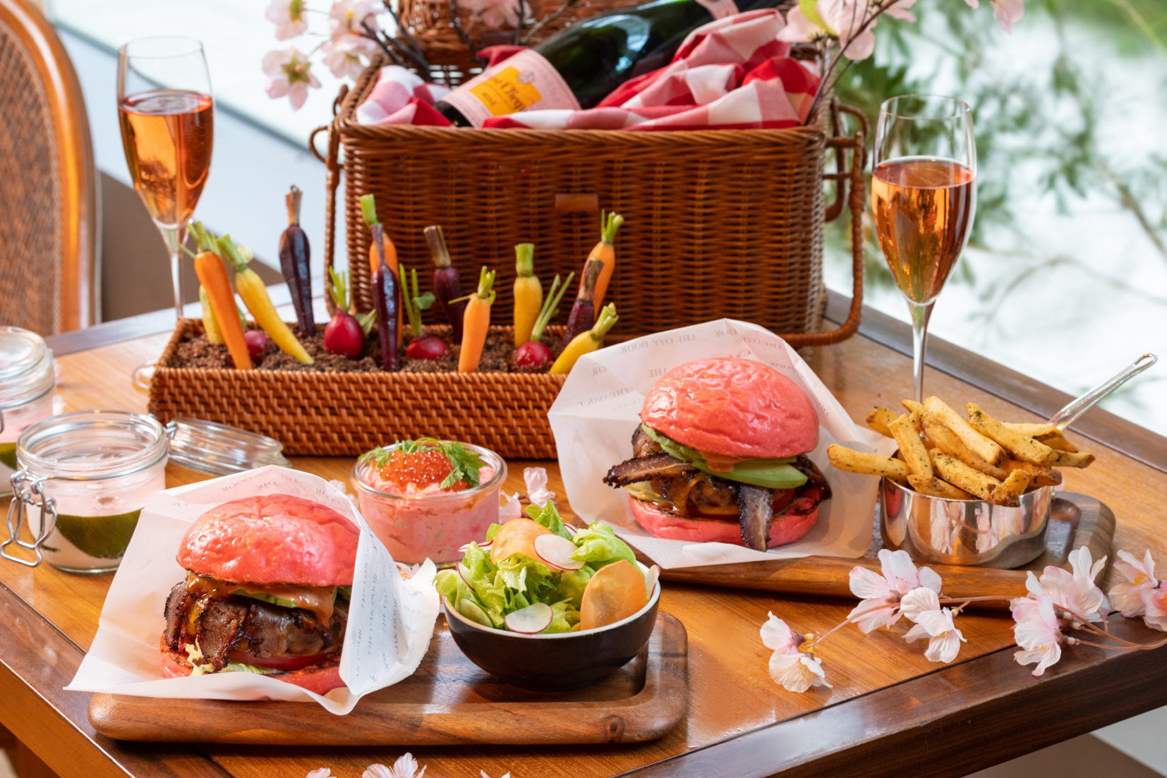 Sakura picnic basket at The Oak Door Restaurants in Tokyo