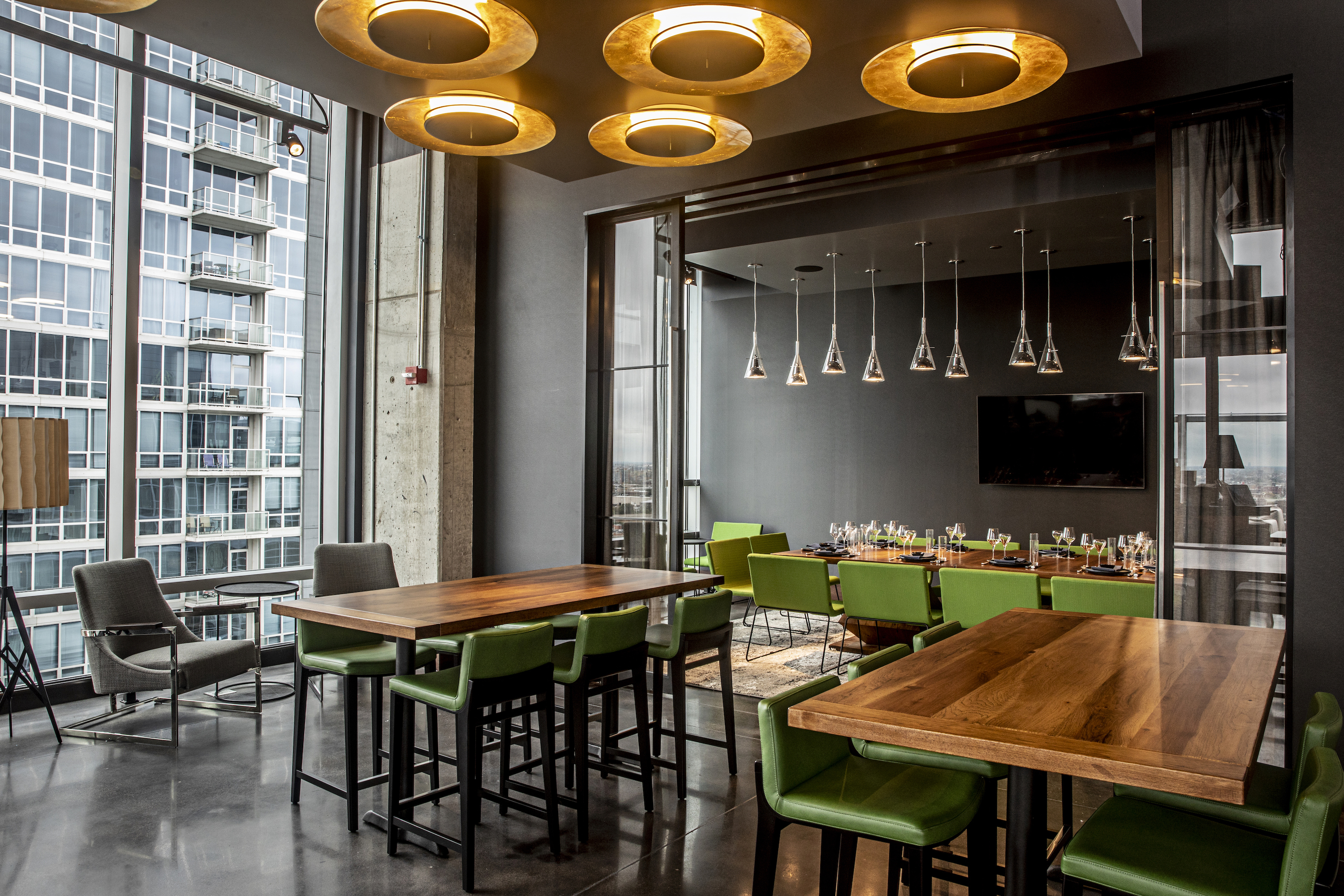 Here's what to expect as Chicago restaurants reopen indoor dining on