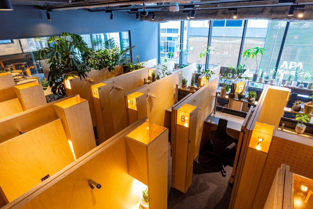 This new Starbucks in Ginza operates like a coworking space