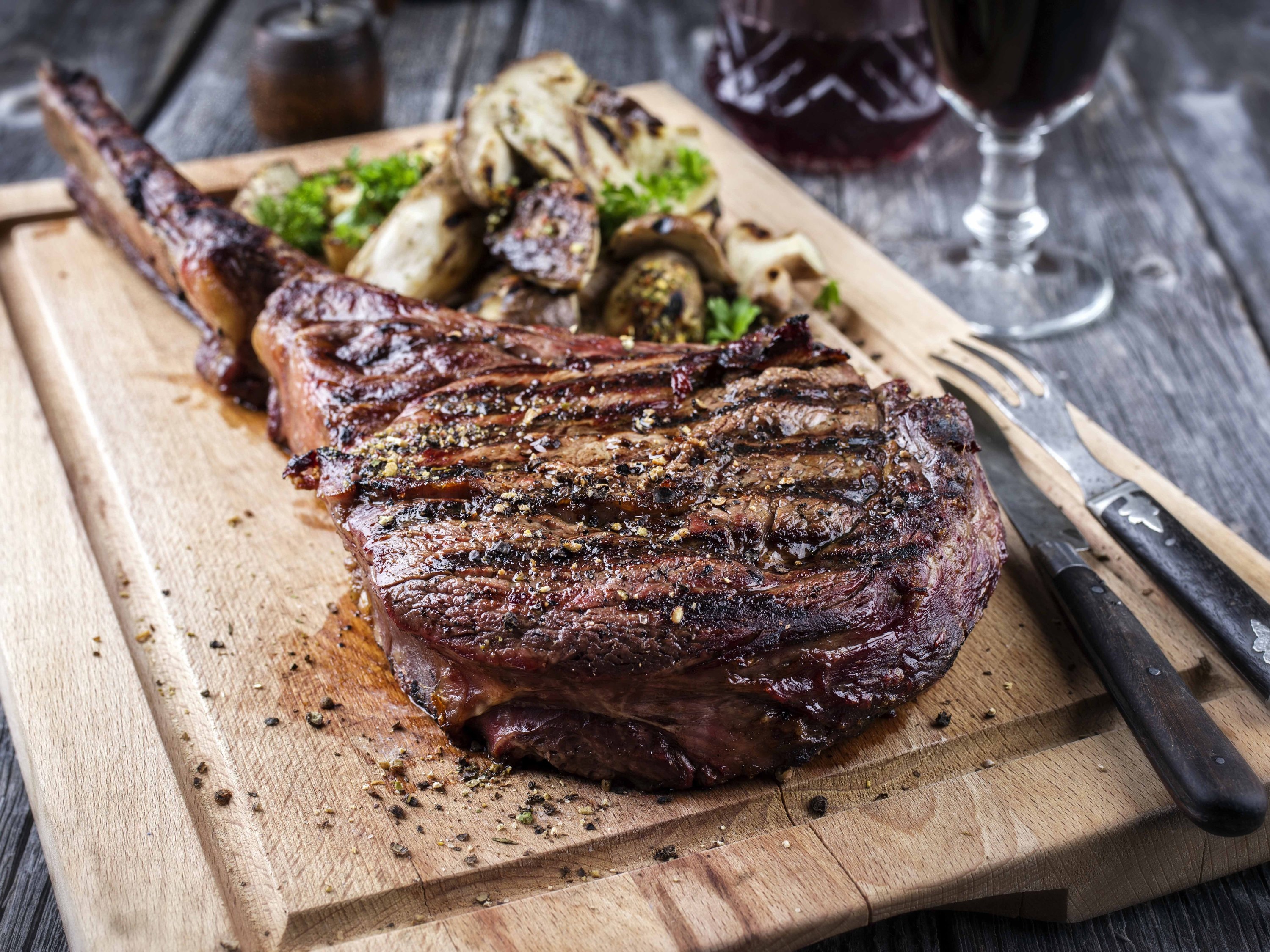 Montreal's newest brunch restaurant's got a 360 tomahawk steak platter