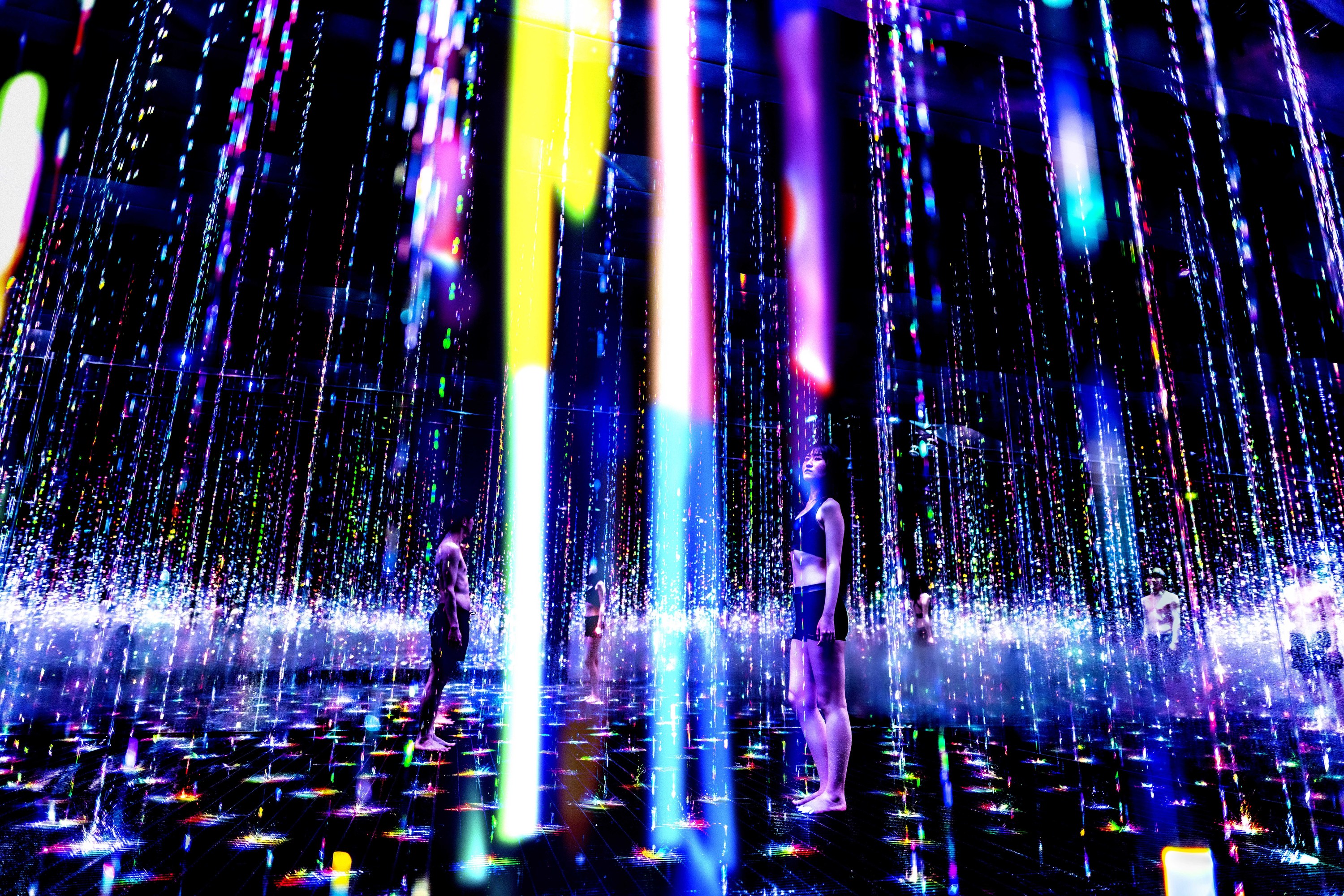 teamLab now has a bathhouse and sauna with digital art in Roppongi