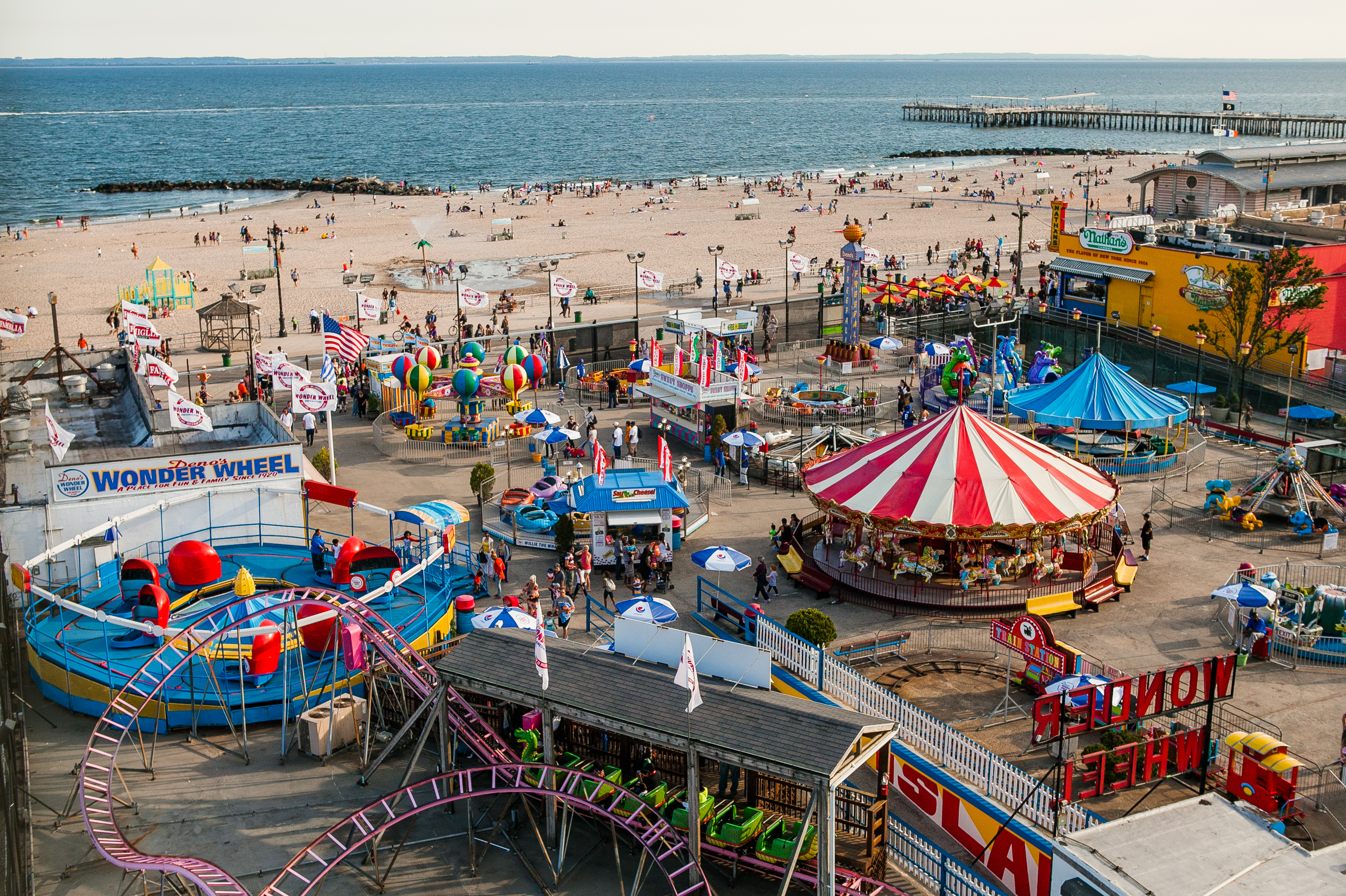 Coney Island, Ny Guide To Plan The Perfect Day Trip To The Beach