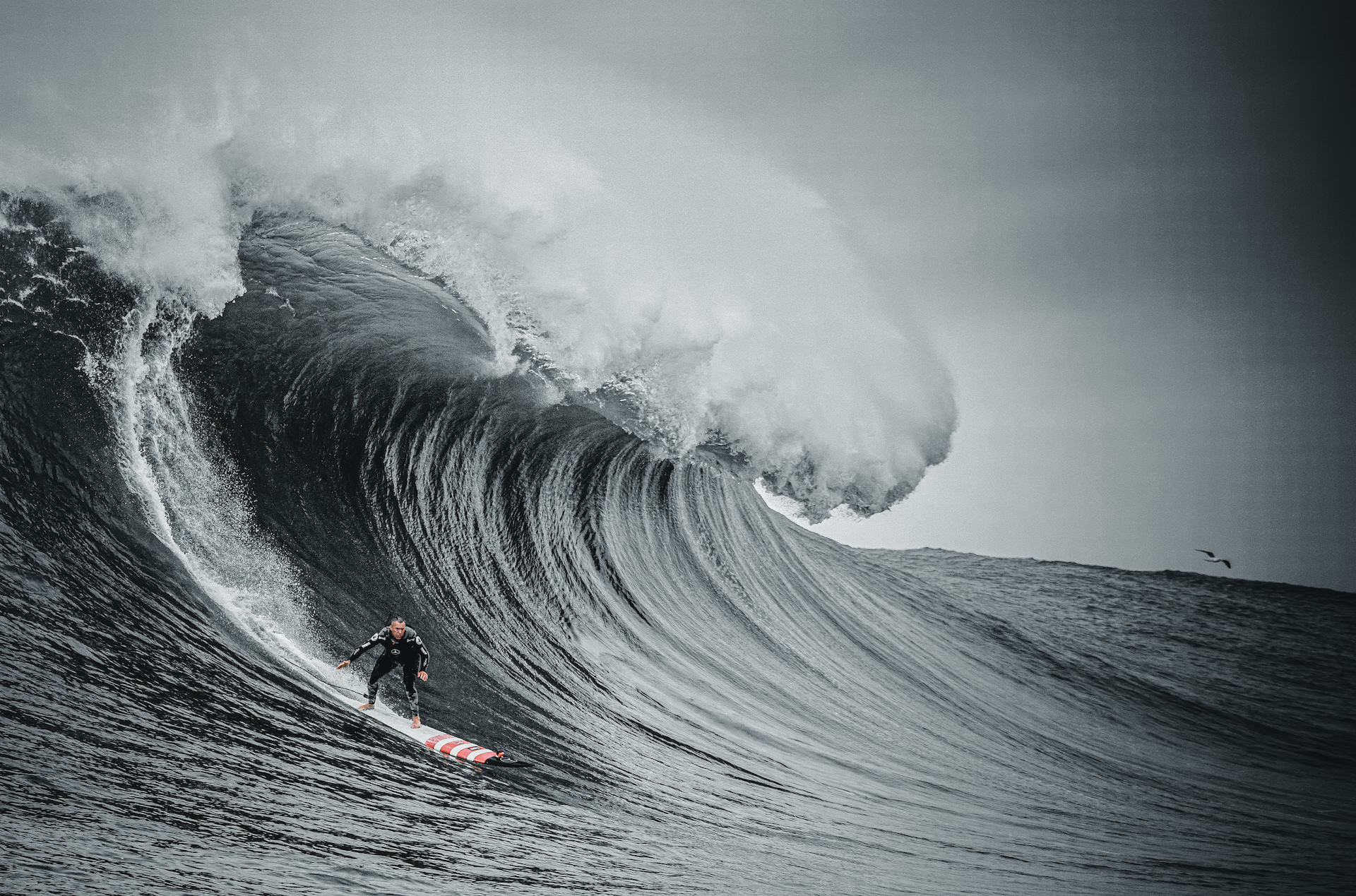 Nova série mostra como Garrett McNamara transformou a Nazaré