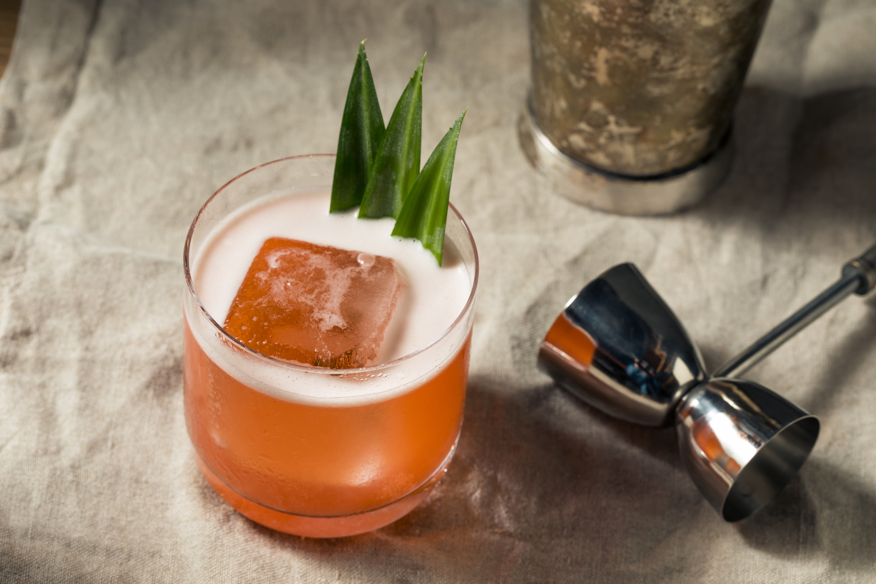 18 Best Rooftop Bars in Atlanta for Cocktails with a View