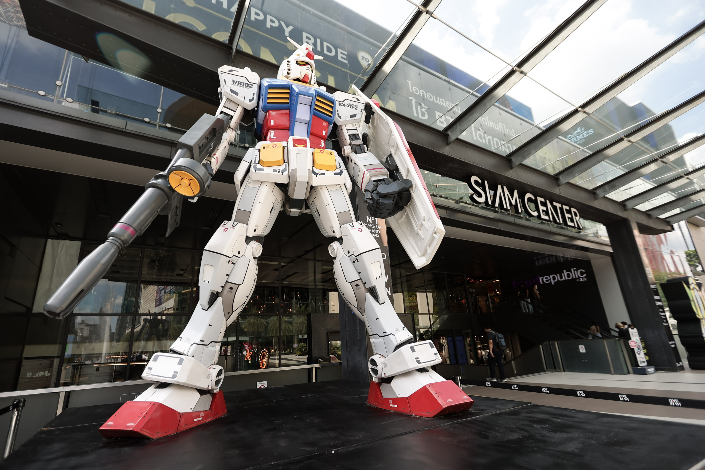 Southeast Asia’s first The Gundam Base store opens at Siam Center