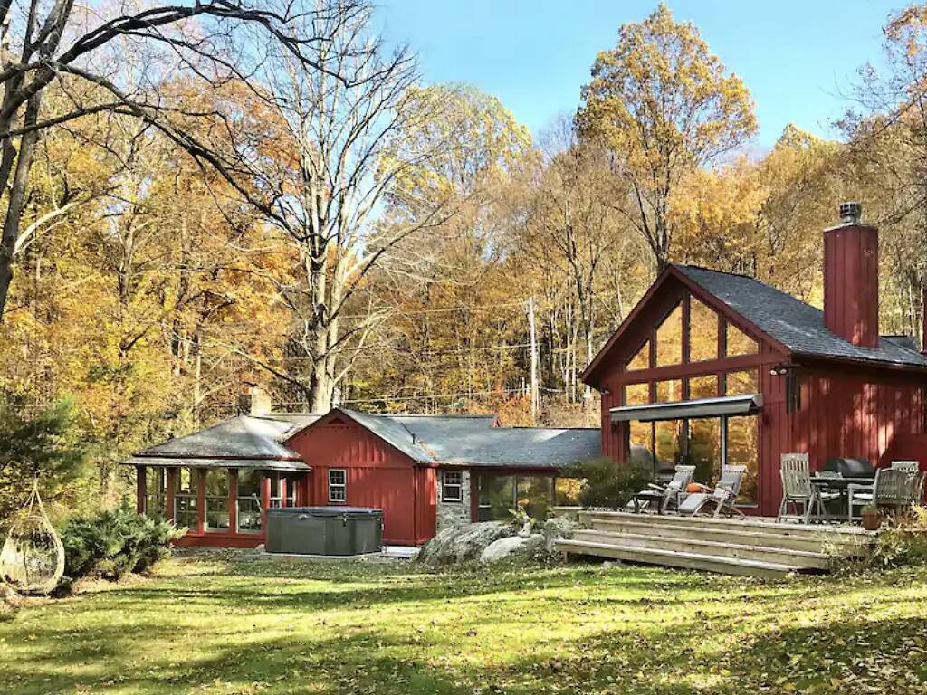 21 Coziest Airbnb Cabins near NYC Best Places to Stay near NYC