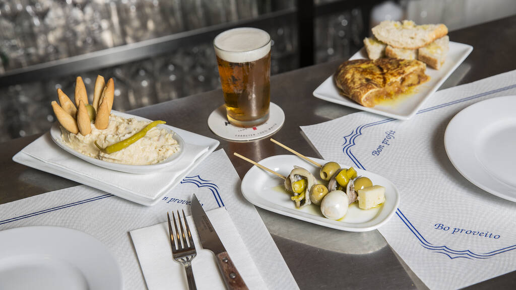 25 bars on trobar les millors tapes de Barcelona