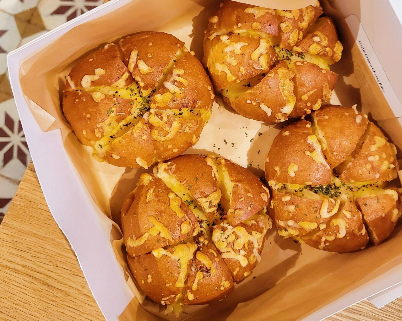 Interview Online bakery Alouette how to get garlic buns & truffle focaccia