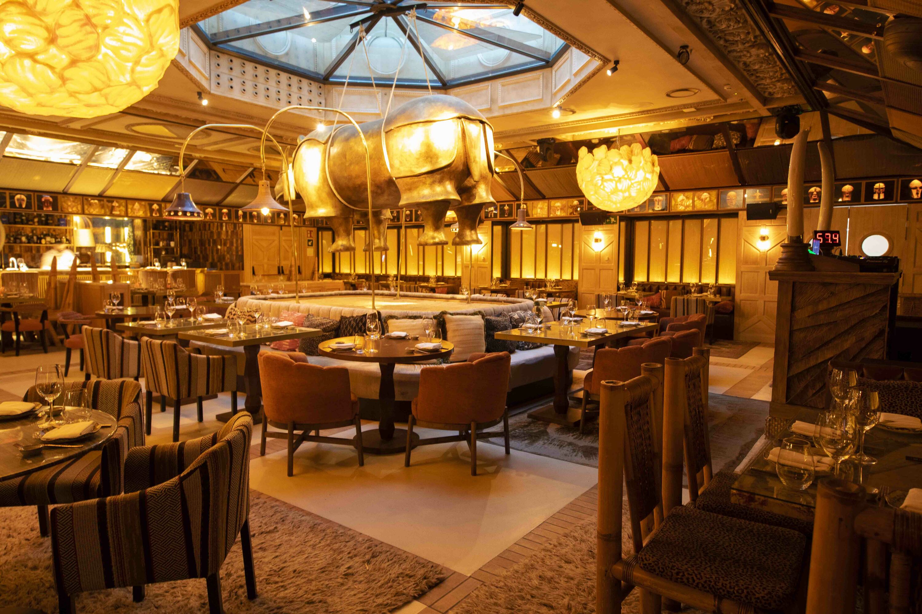 Salvaje, el restaurante con espectáculo más famoso de Madrid