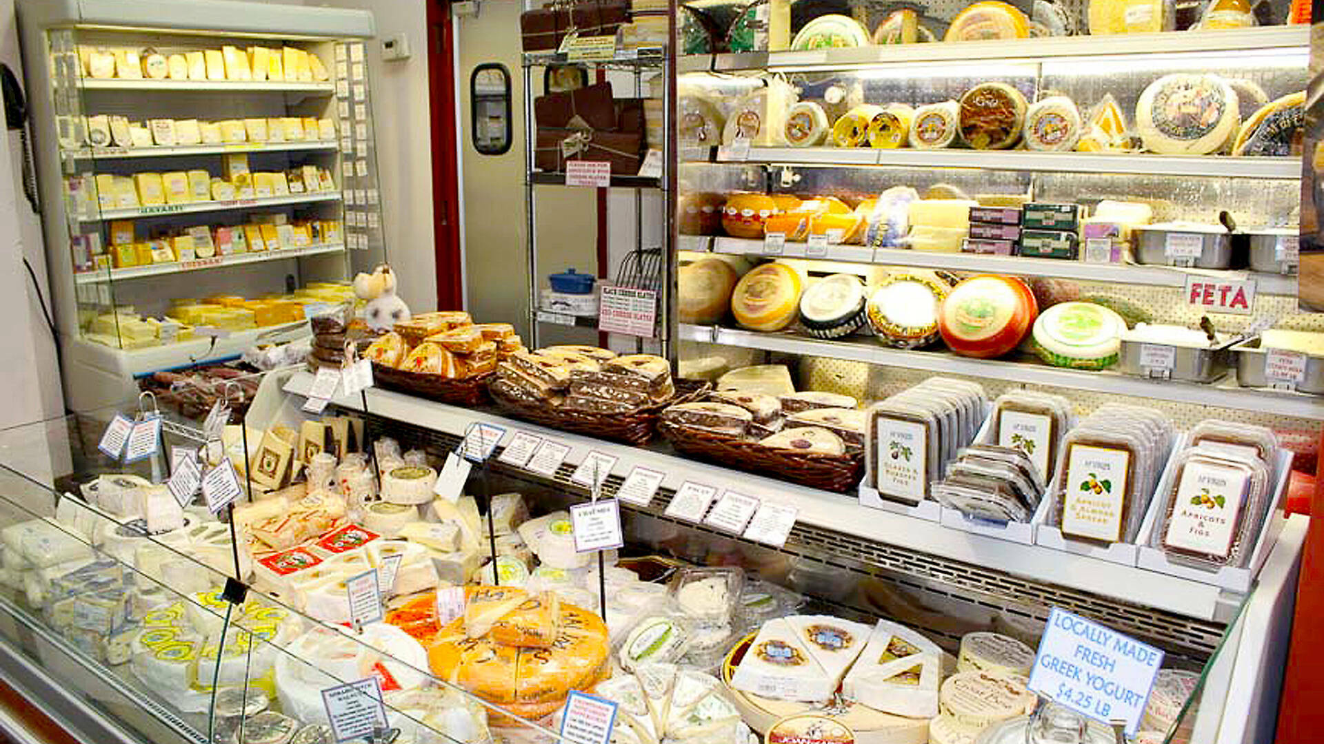 Middle Eastern grocery store Sahadi's is opening in Manhattan