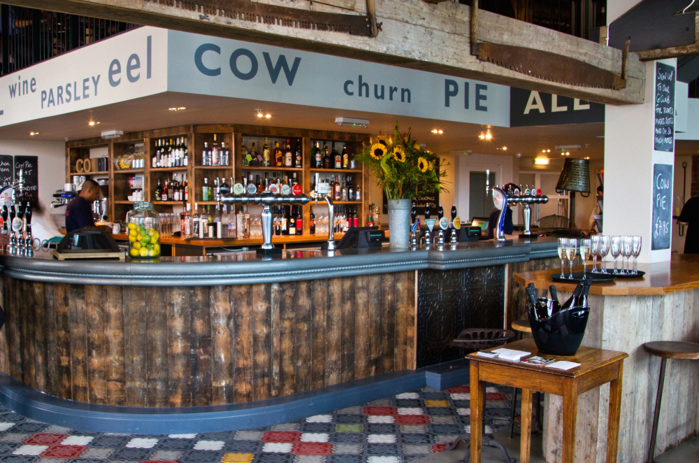 Stratford Area Guide Restaurants, Hotels and Things to Do in