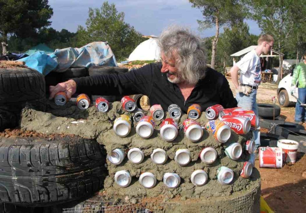 Garbage Warrior 2008, directed by Oliver Hodge Film review