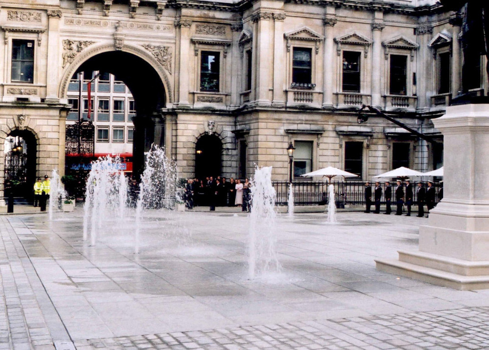 17 Pretty Public Fountains in London Fantastic Fountains for Cooling
