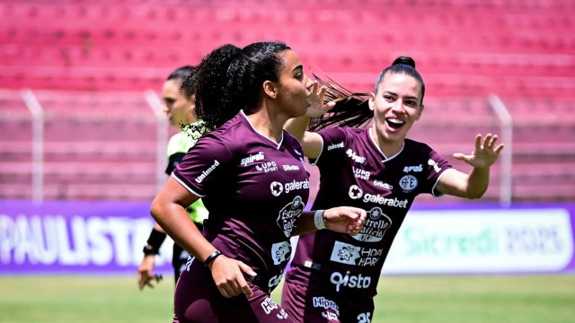 El ferrocarril golpea a Santos en Paulistão femenino 2-1