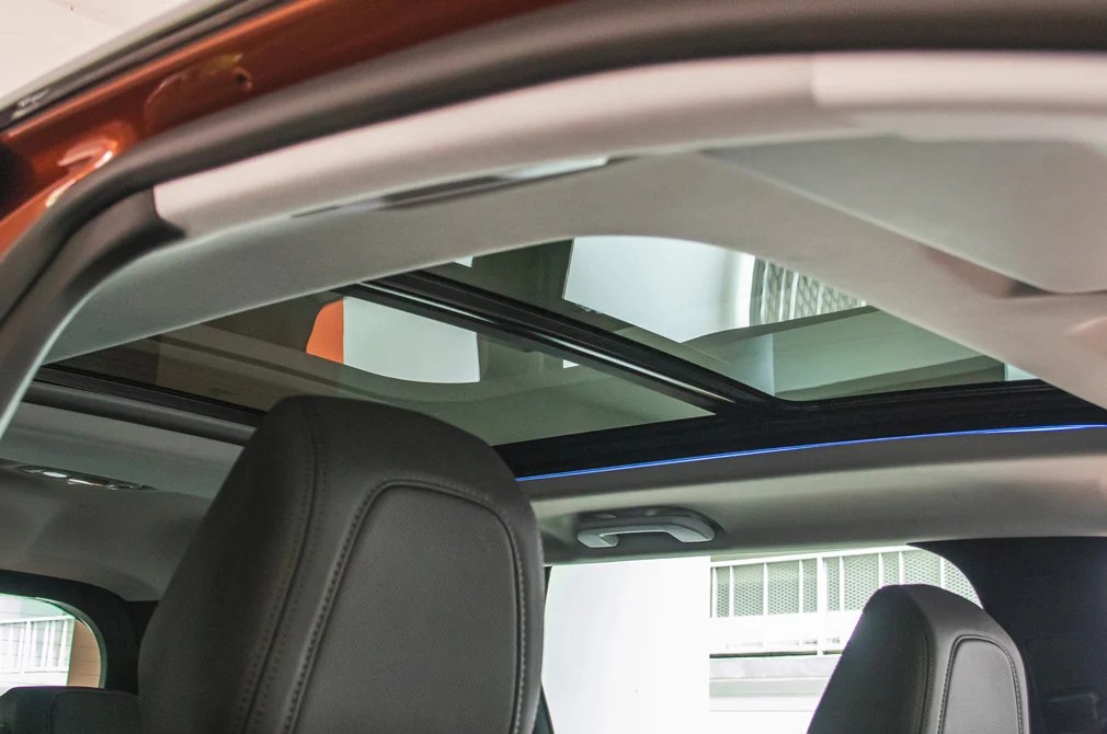 Peugeot 5008 takes on the Renault Grand Scenic Torque