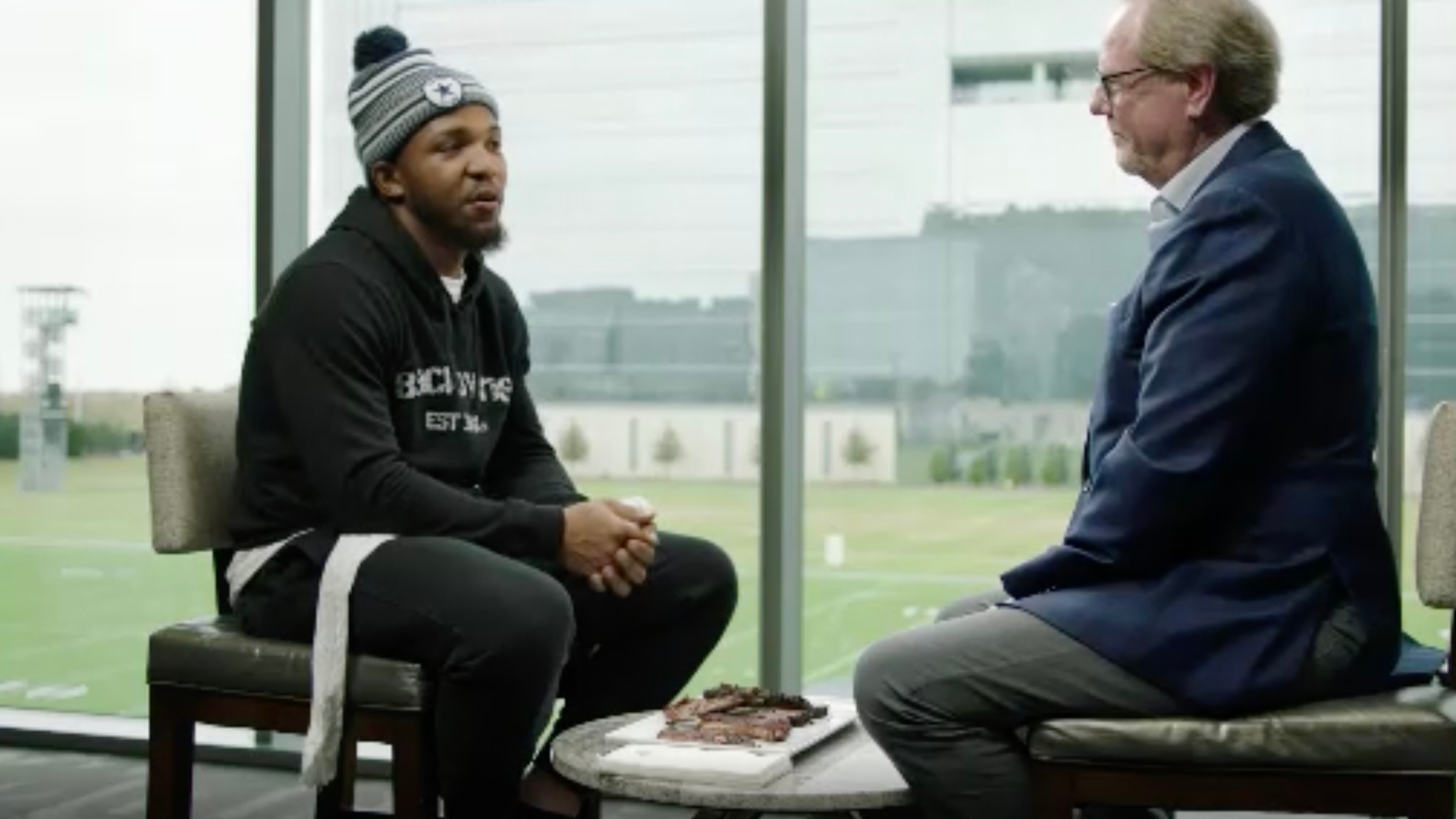 How Tony Pollard's NFL success helped his family's BBQ business