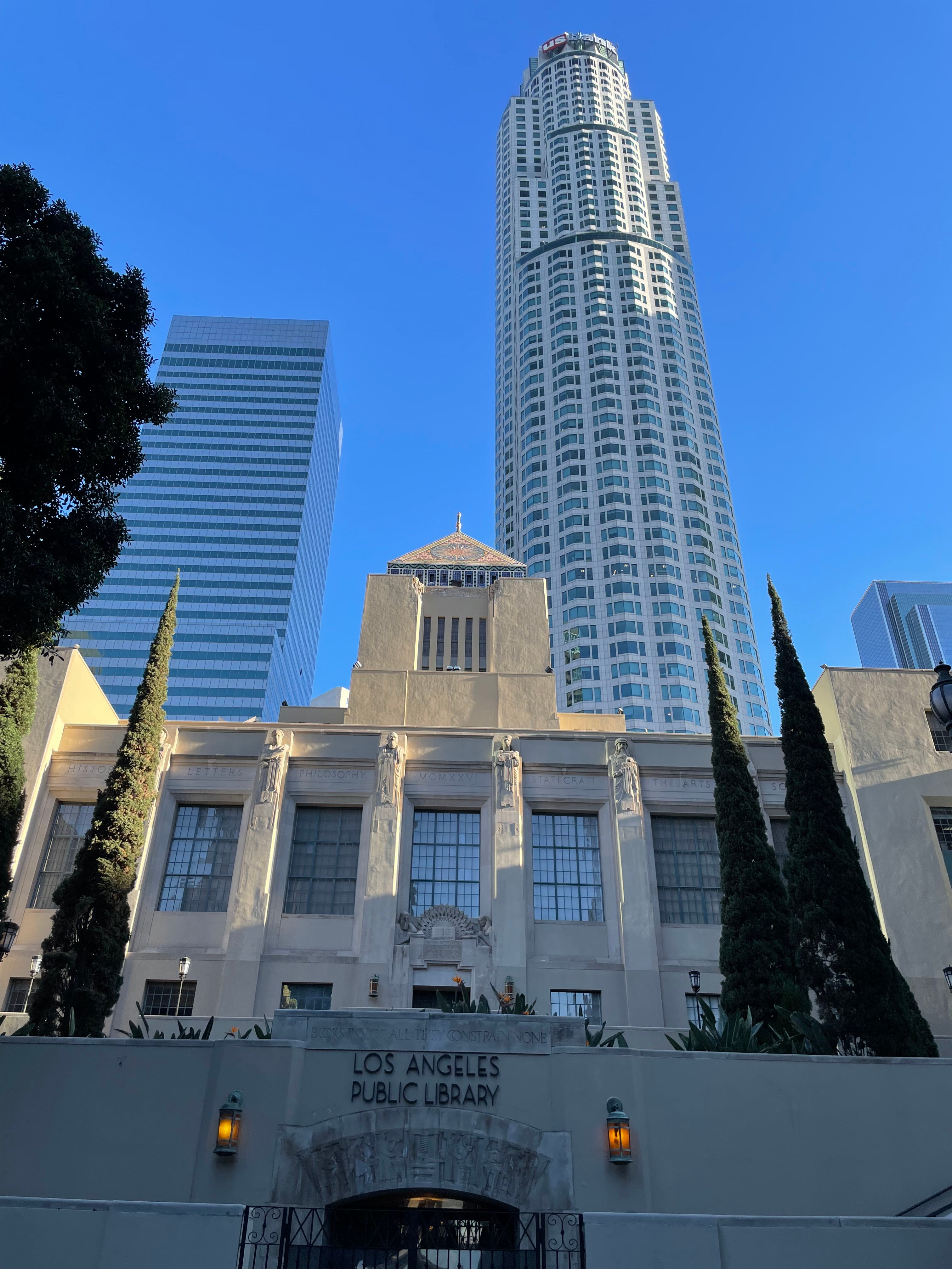 Los Angeles Central Library and US Bank Tower » Los Angeles, California