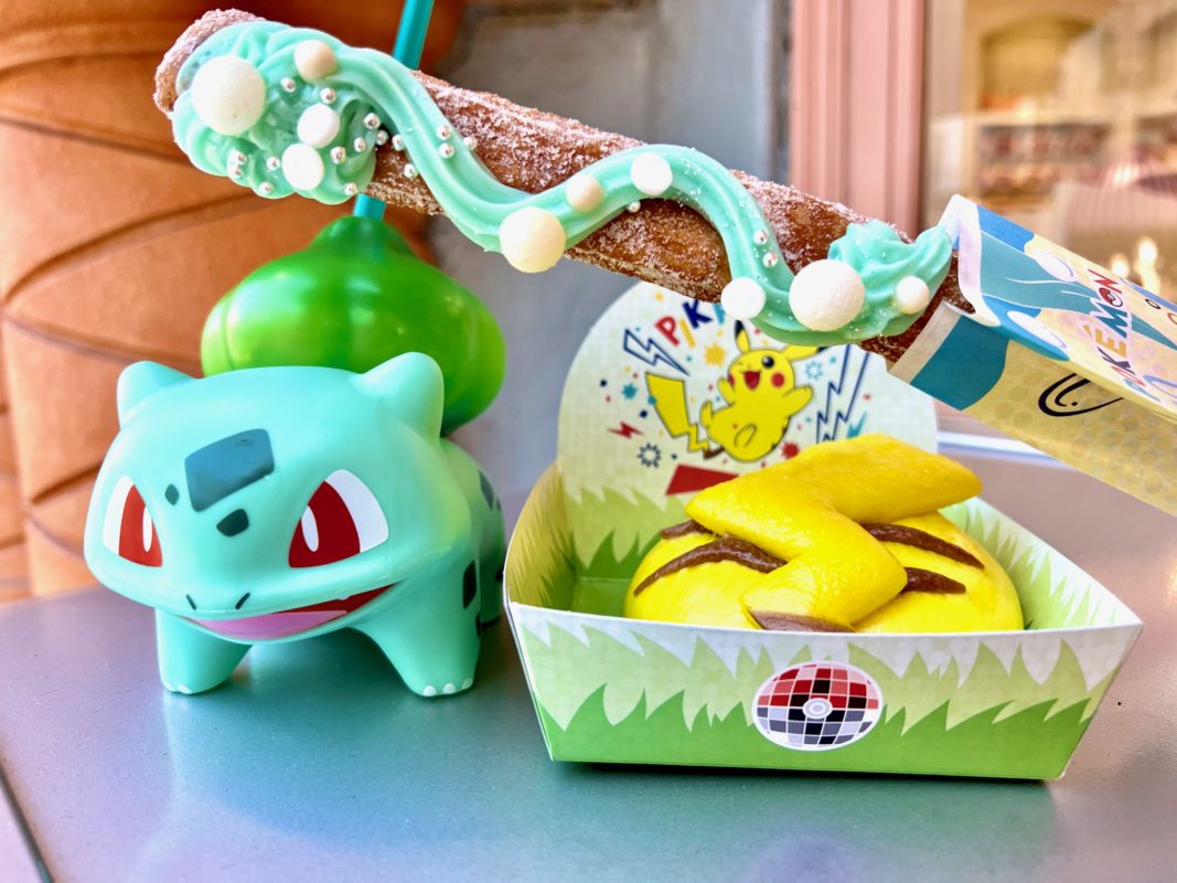REVIEW Squirtle Vanilla Churro, Pikachu Butt Pizza Bun, and Bulbasaur