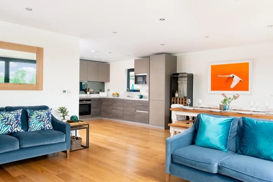 Endless Sky 4bedroom Lakeside Home WeekendCandy