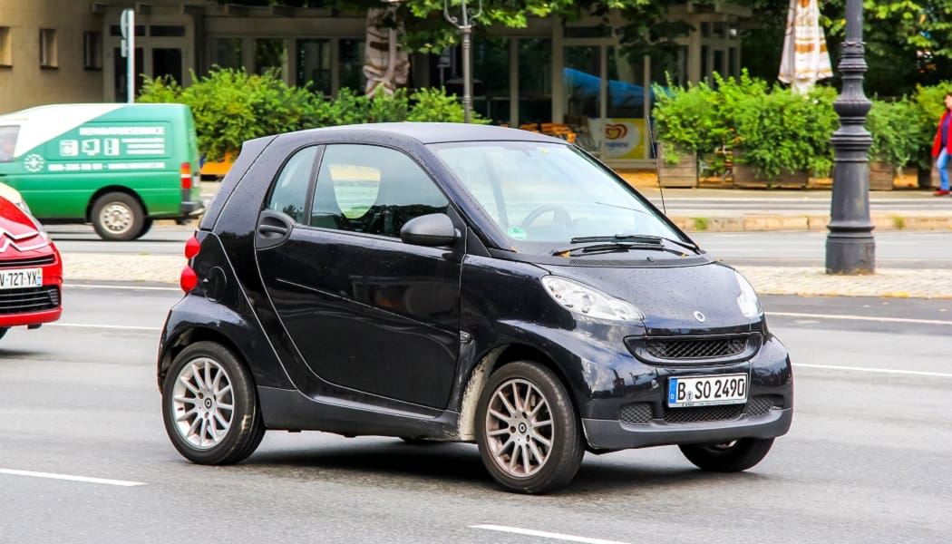 GasPowered Smart Car Discontinued After 2017, Electrons Only