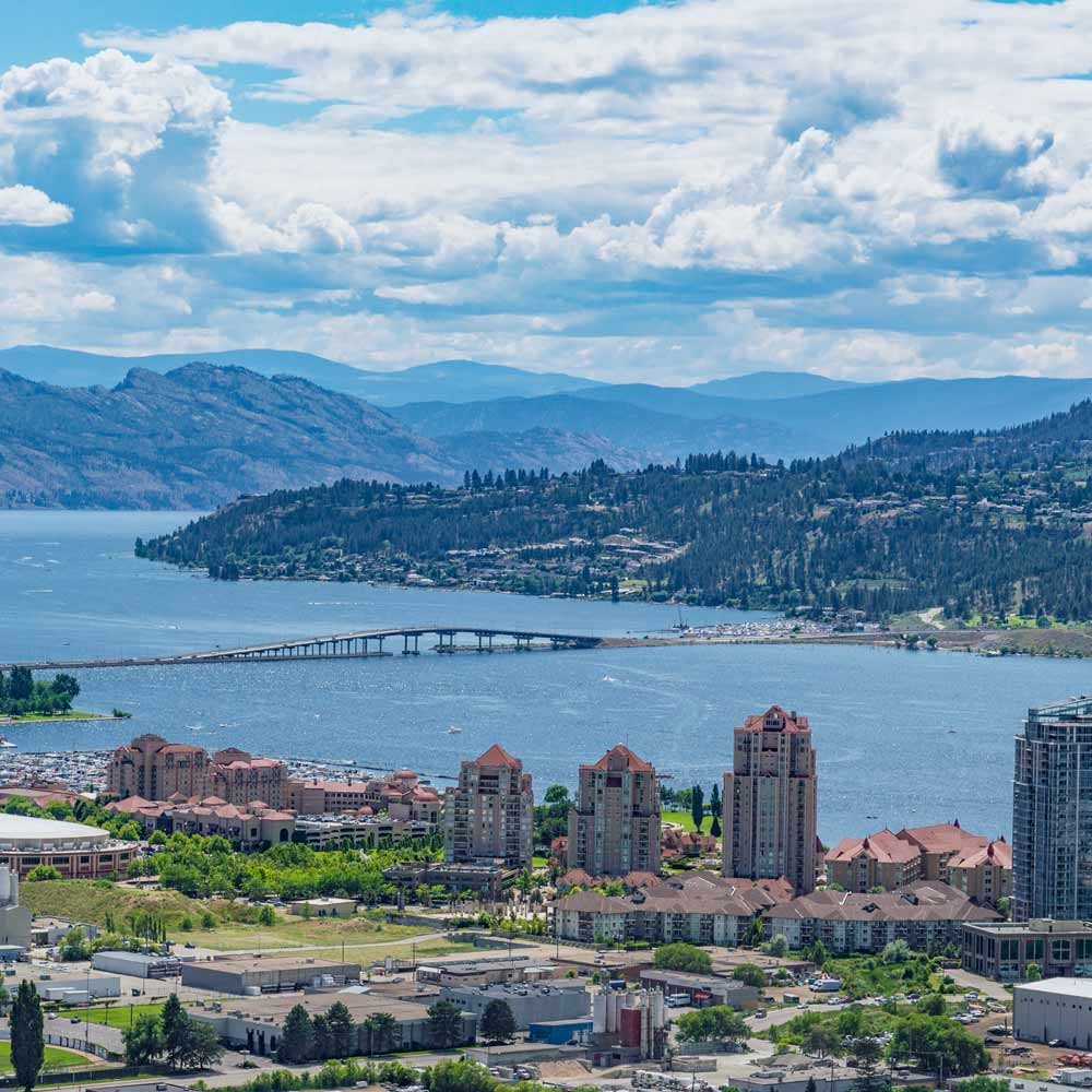 Vivir en Kelowna, la soleada ciudad de los viñedos en Canadá
