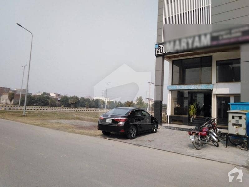 Commercial Flat Is Available For Rent Paragon City Grove Block