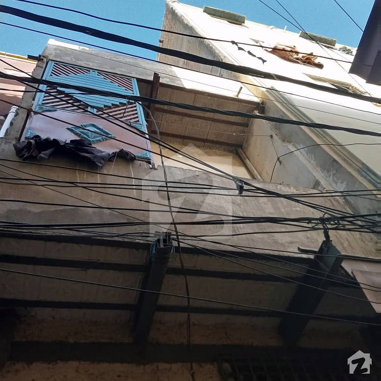 Water Gas Electricity Leased House For Sale Agra Taj Colony, Lyari Town