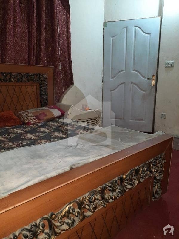 Paradise Hostel Room For Rent Ali Town, Lahore ID18808956