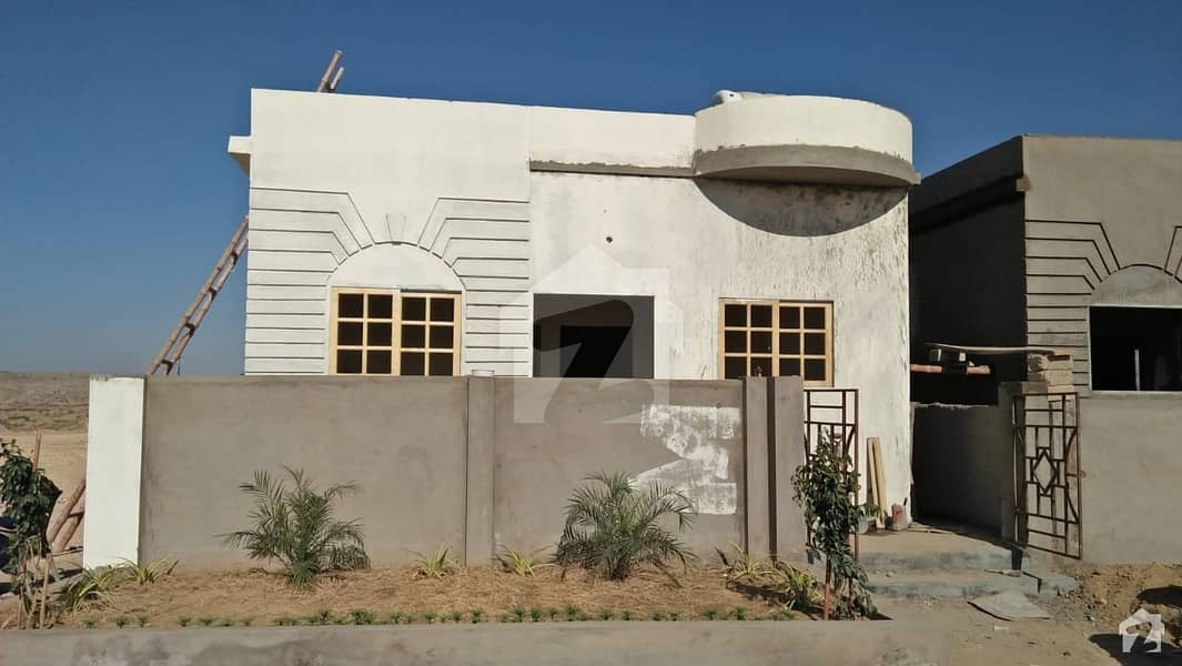 Indus Enclave Near Ali Baba Cng, 200 Square Yard Villas For Sale In