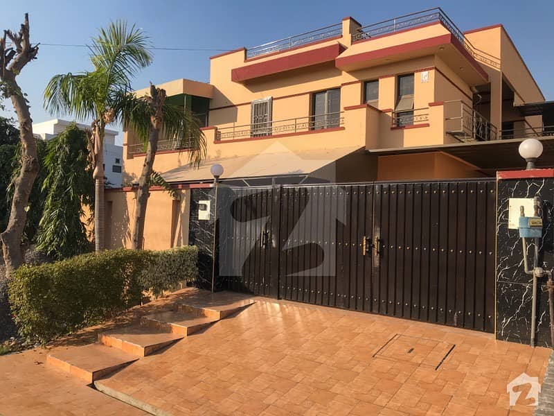 1 Kanal Double Storey House For Sale UET Housing Society, Lahore