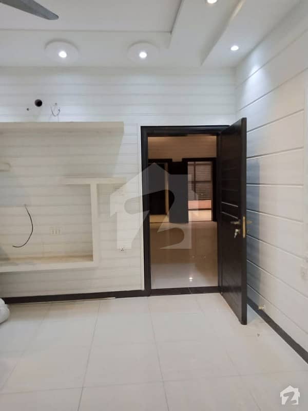 4 Marla House Facing Park In Ghalib City Ghalib City, Faisalabad