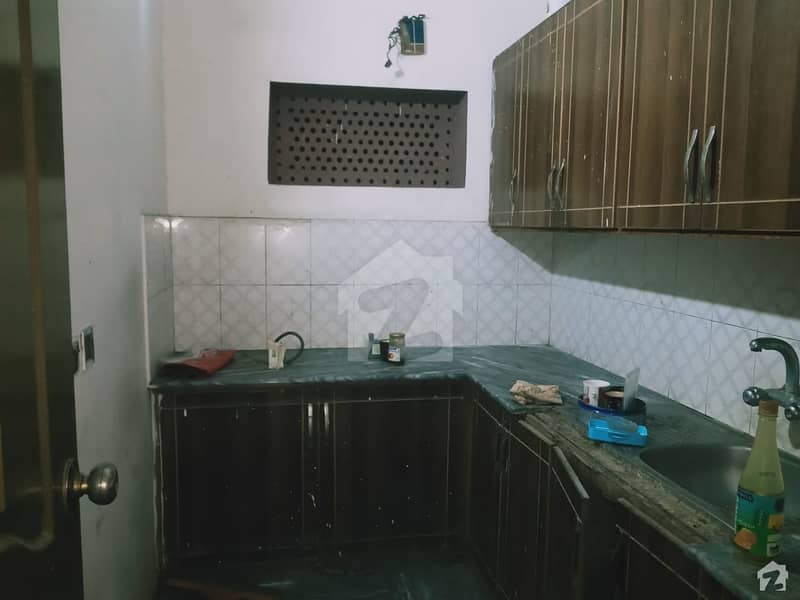 4 Marla Lower Portion Ideally Situated In Shah Jamal Fazlia Colony