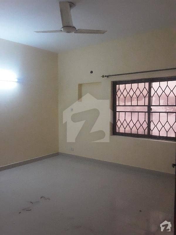 Falcon gulbarg 14 Marla upper portion available for rent PAF Falcon