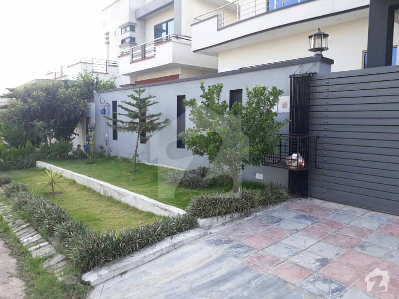 House Sized 10800 Square Feet Is Available For Sale In D18 D18