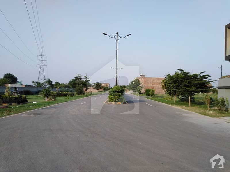 To Sale You Can Find Spacious House In Canal Valley Lower Canal Road