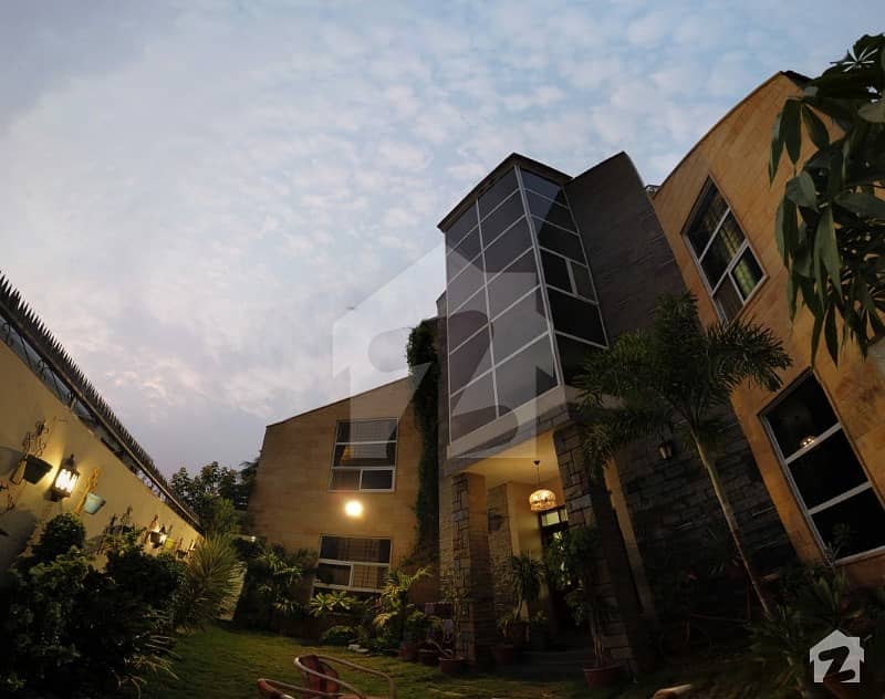 3060 Square Feet House For Sale In Beautiful GulshanEIqbal Town