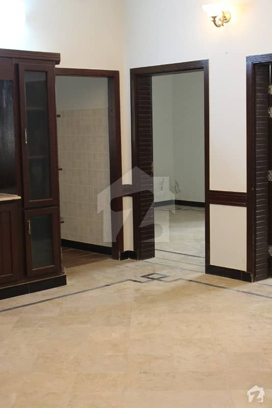 10 Marla Single Storey 3 Bed House Available For Rent In Pakistan Town