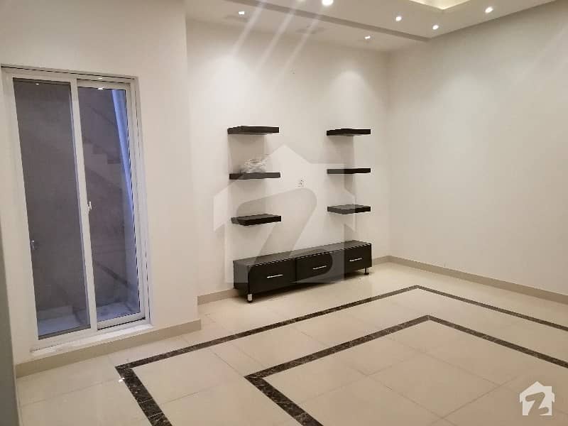 10 Marla House in Paragon City Burki Road Lahore Paragon City, Lahore