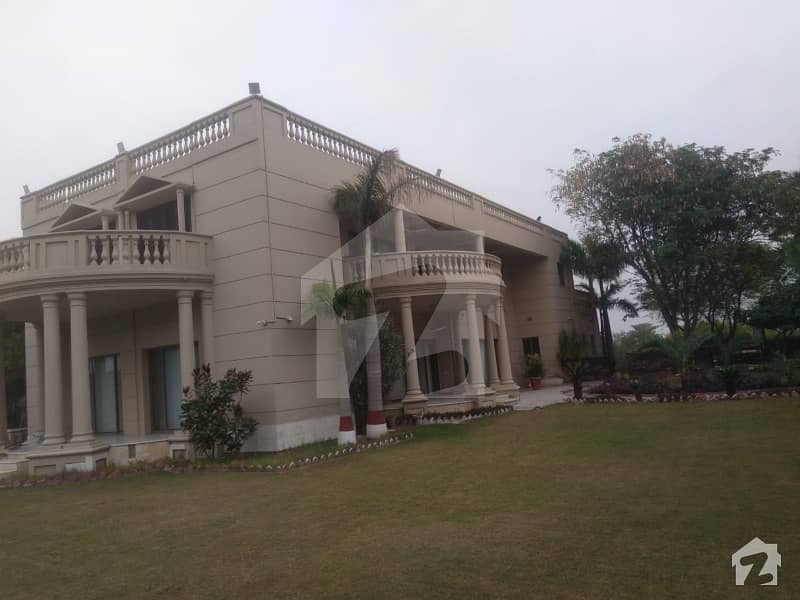 Beautifully Established Farmhouse For Sale In Green Acres Green Acres